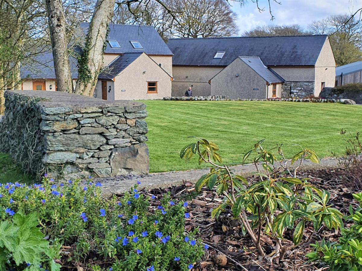 Fodol Cottages Menai Bridge Extérieur photo